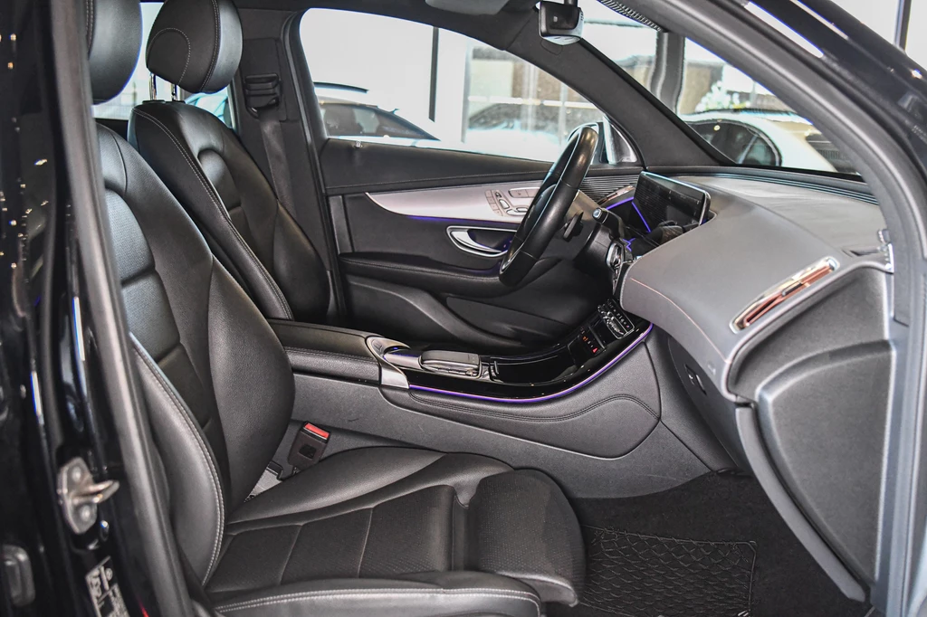 Mercedes-Benz EQC – foto 18