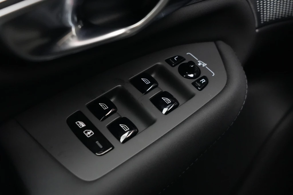 Volvo XC90 – foto 25