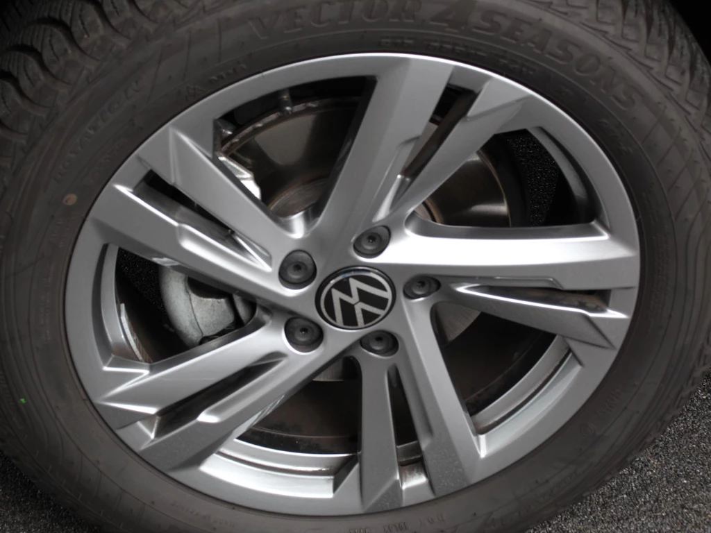 Volkswagen T-Roc – foto 8