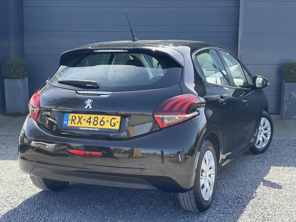 Peugeot 208 – foto 3