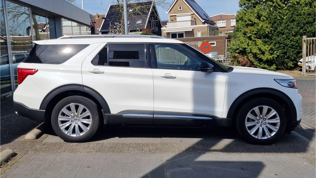 Ford Explorer – foto 7
