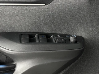 Toyota Yaris – thumbnail 15