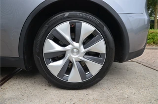 Tesla Model Y – thumbnail 35