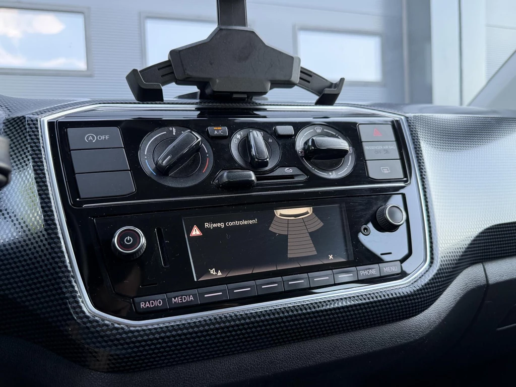 Volkswagen up! – foto 19