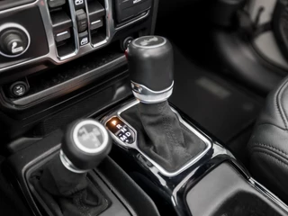 Jeep Wrangler – thumbnail 13