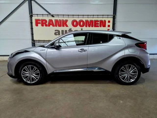 Toyota C-HR – thumbnail 3