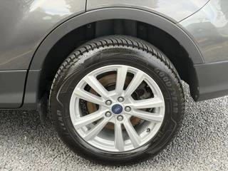 Ford Kuga – thumbnail 34