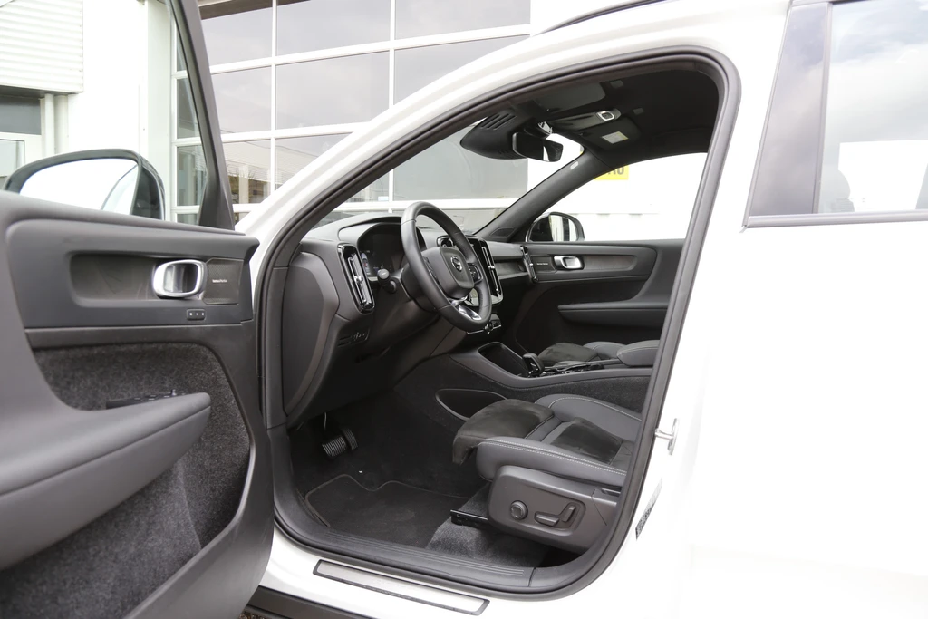 Volvo XC40 – foto 20