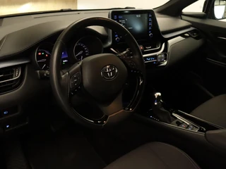 Toyota C-HR – thumbnail 14