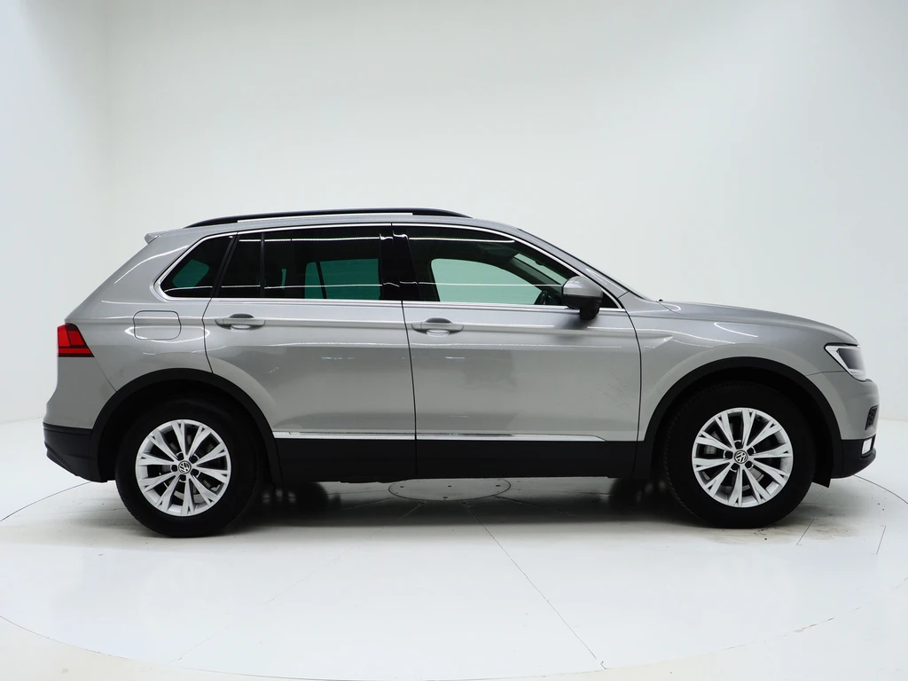 Volkswagen Tiguan – foto 6