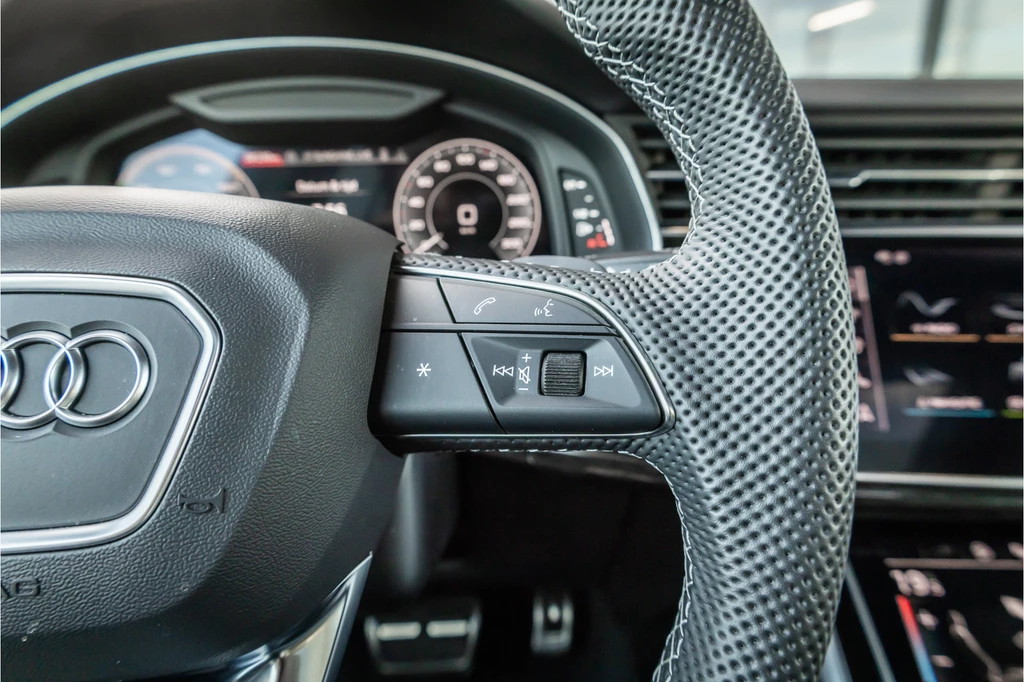 Audi Q8 – foto 33