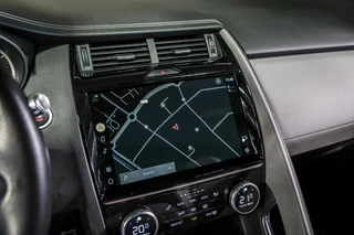Jaguar E-PACE – thumbnail 39