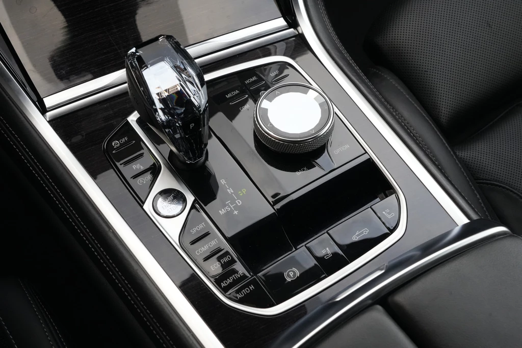BMW 8 Serie – foto 19