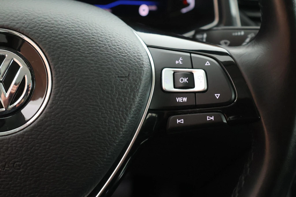 Volkswagen T-Roc – foto 18