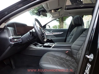BMW i7 – thumbnail 12