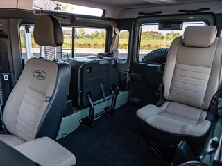 Land Rover Defender – thumbnail 62