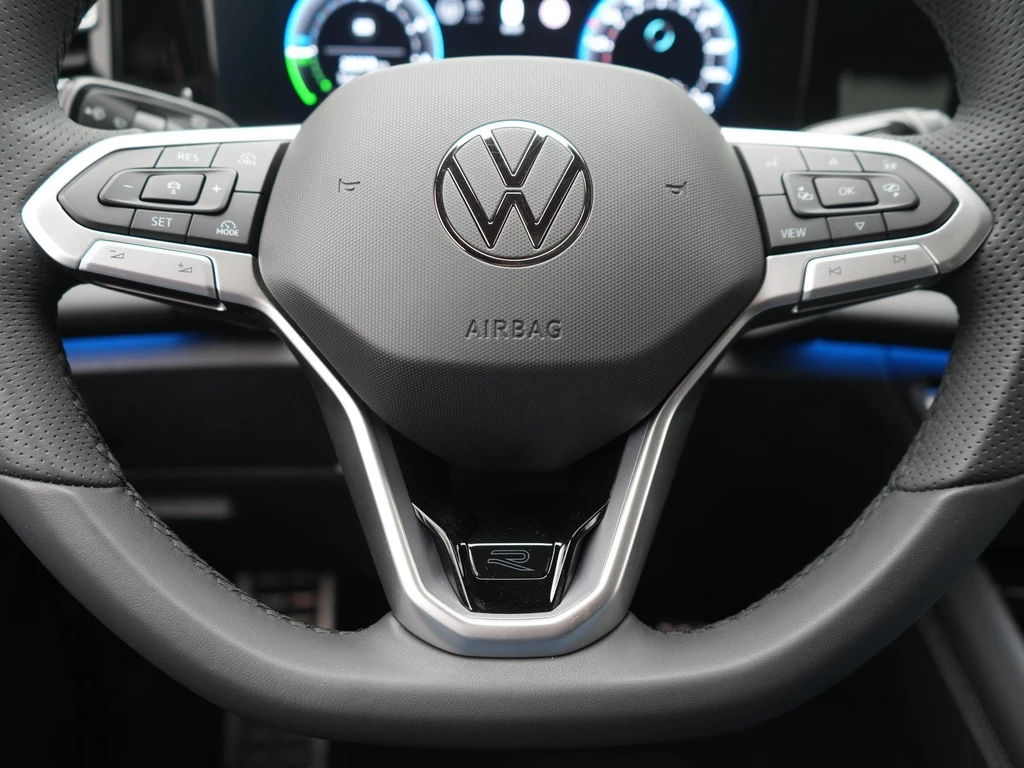 Volkswagen Tiguan – foto 18
