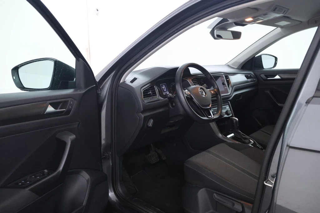 Volkswagen T-Roc – foto 12