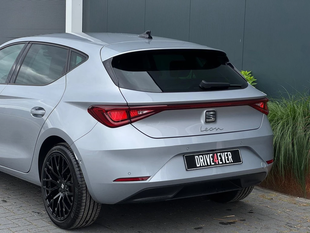 SEAT Leon – foto 8