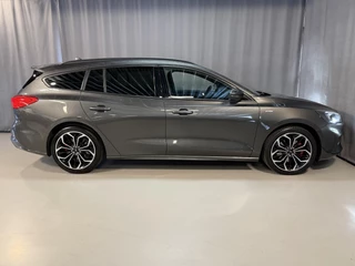 Ford Focus – thumbnail 5
