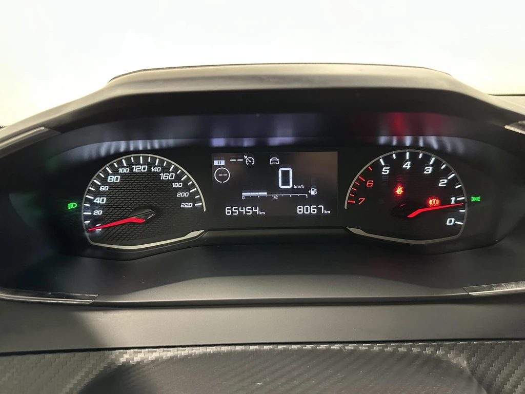 Peugeot 208 – foto 18