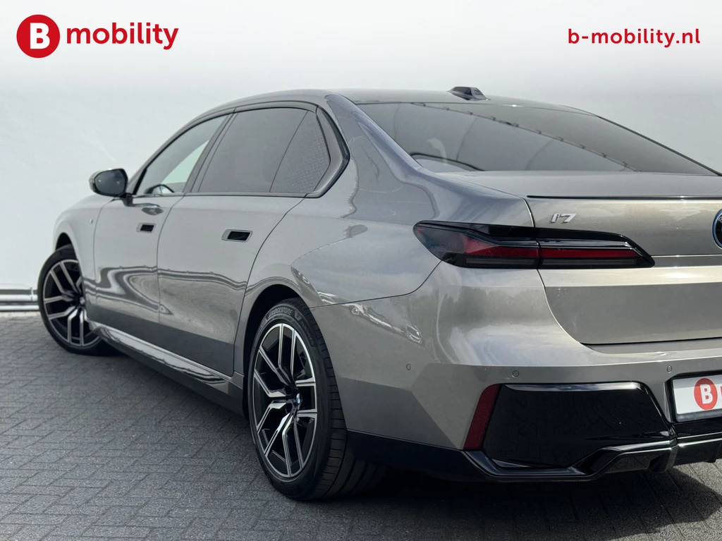 BMW i7 – foto 4