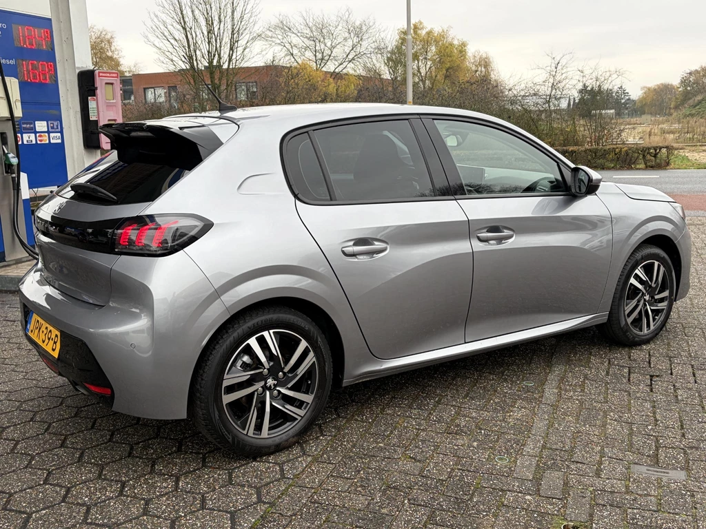 Peugeot 208 – foto 7