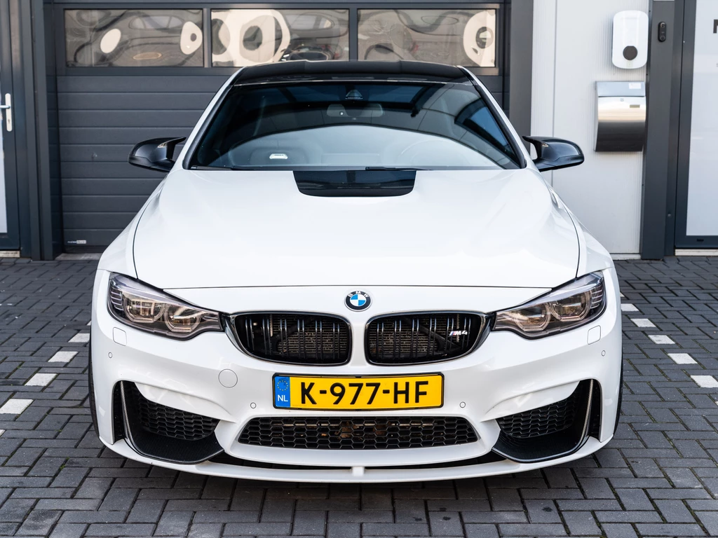 BMW M4 – foto 9
