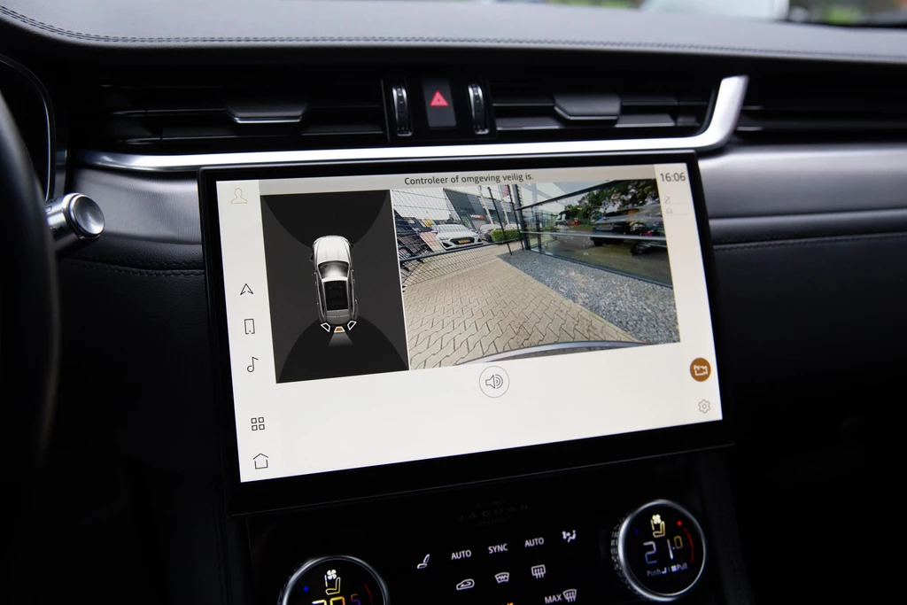 Jaguar F-PACE – foto 19