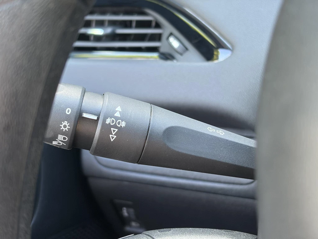 Peugeot 208 – foto 27