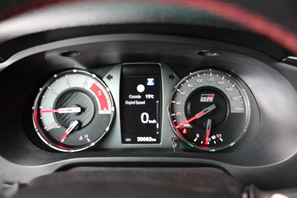 Toyota Hilux – foto 13