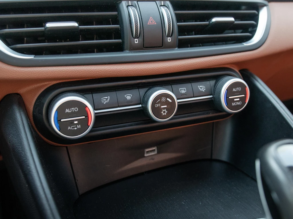Alfa Romeo Giulia – foto 21
