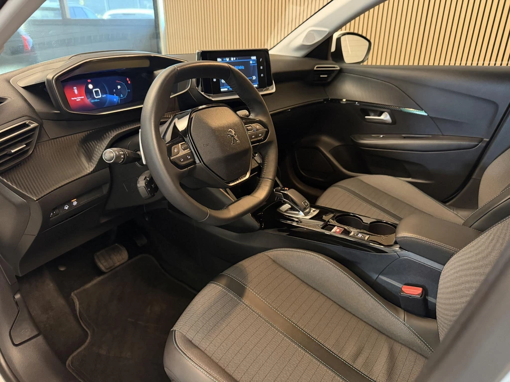 Peugeot 208 – foto 16