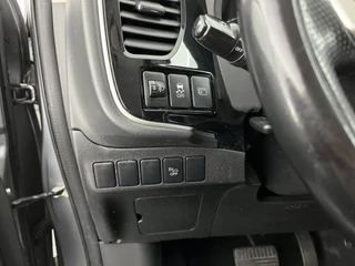 Mitsubishi Outlander – thumbnail 22