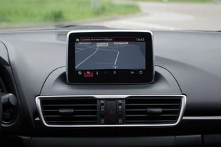 Mazda 3 – thumbnail 11