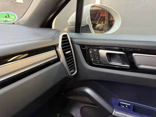 Porsche Cayenne – thumbnail 35
