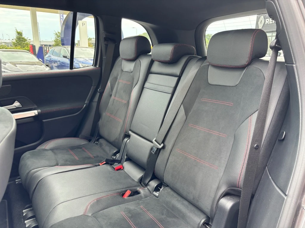 Mercedes-Benz GLB – foto 16