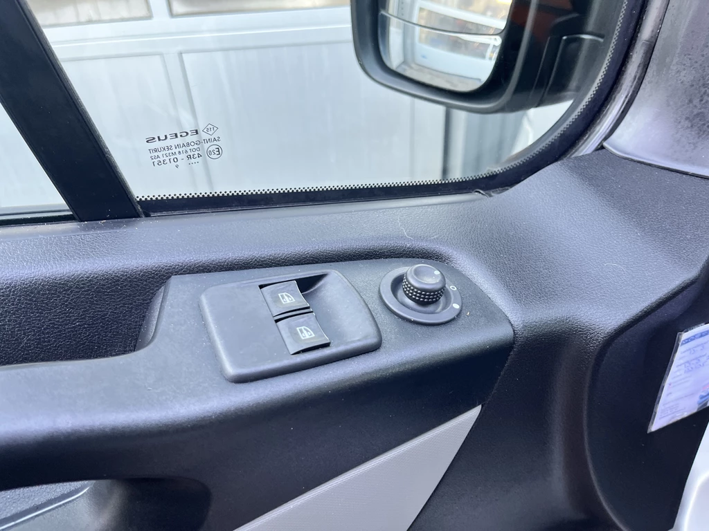 Renault Trafic – foto 15