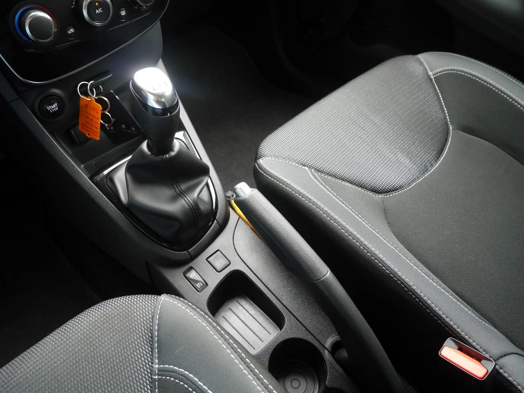Renault Clio – foto 23