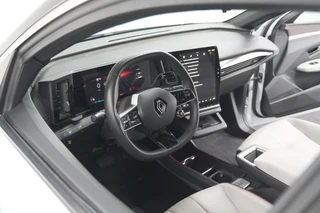 Renault Megane E-Tech – thumbnail 16