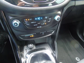 Ford B-MAX – thumbnail 24