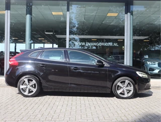 Volvo V40 – thumbnail 3