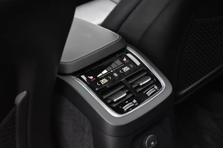 Volvo XC90 – thumbnail 32