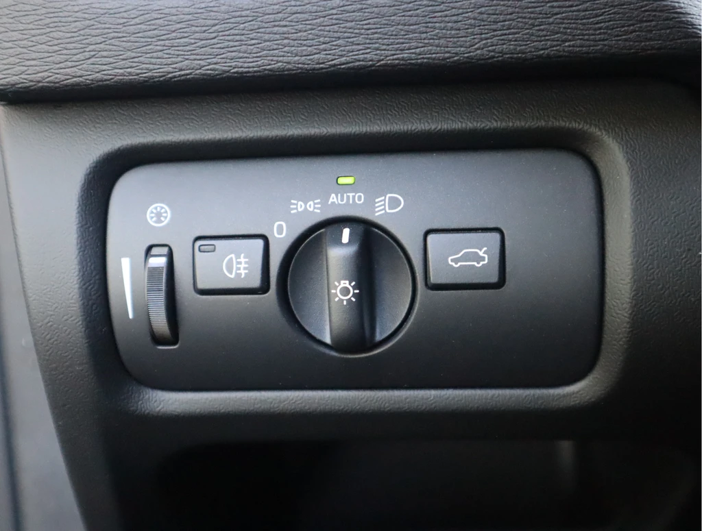 Volvo V40 – foto 17