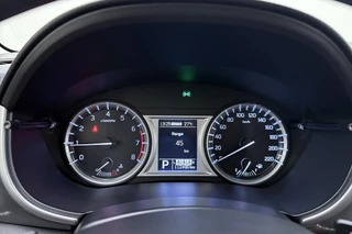 Suzuki Vitara – thumbnail 32