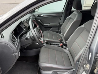 Volkswagen T-Roc – thumbnail 6