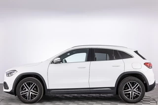 Mercedes-Benz GLA – thumbnail 2