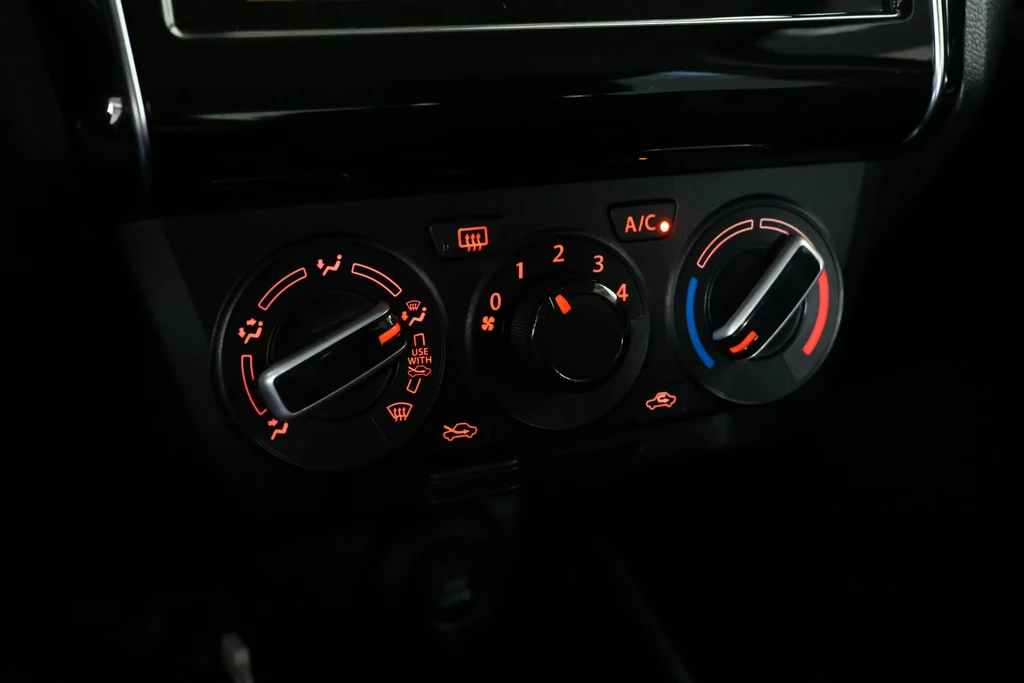Suzuki Swift – foto 19