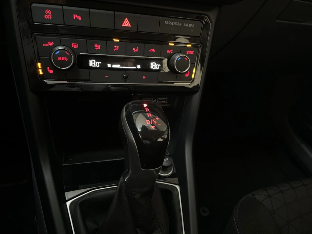 Volkswagen T-Cross – foto 12