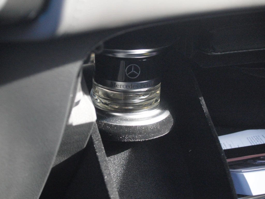 Mercedes-Benz EQC – foto 29